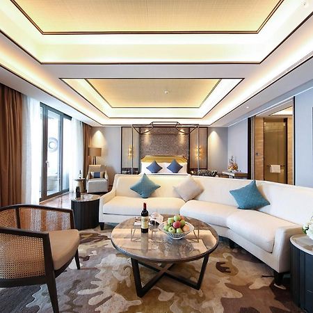 Xihu Resort Hotel Сиханоуквил Екстериор снимка