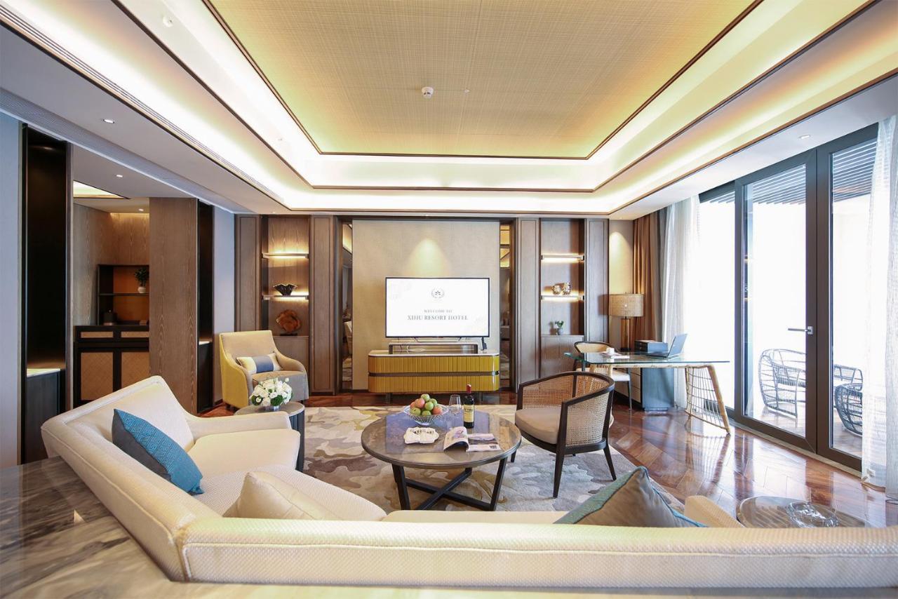 Xihu Resort Hotel Сиханоуквил Екстериор снимка